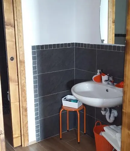 Al Monte Lägenhet San Piero in Bagno